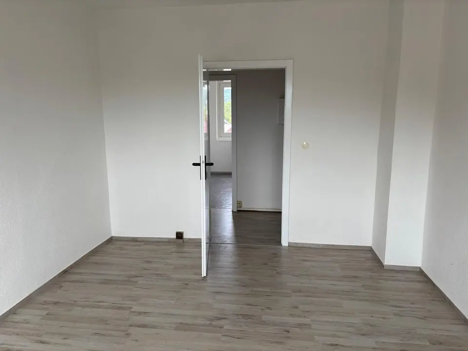 2 Zimmer Wohnung mit 32 m² in Sangerhausen – Bild 2