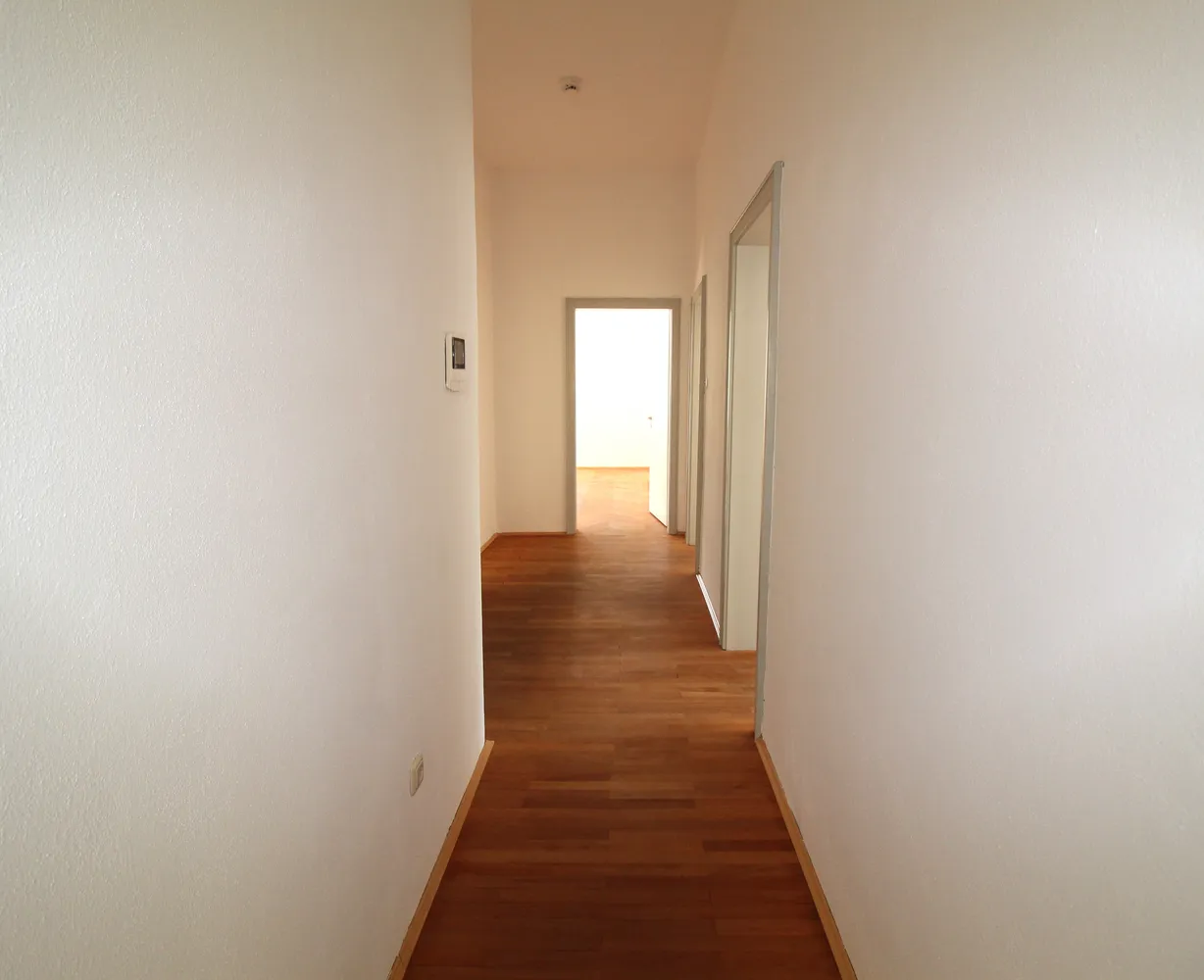 3 Zimmer Wohnung mit 85 m² in Regensburg – Bild 4