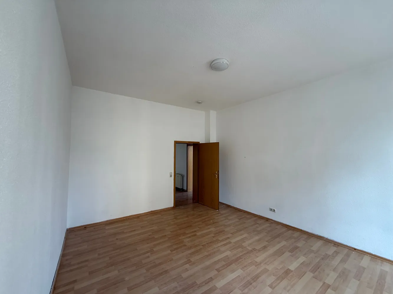 3 Zimmer Wohnung mit 96 m² in Plauen – Bild 7