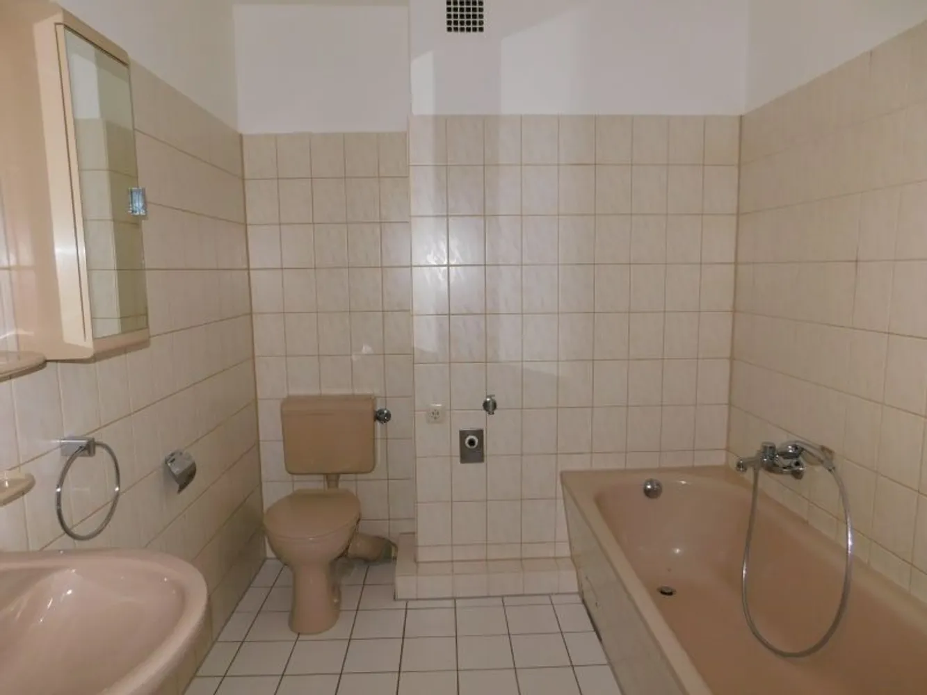 2 Zimmer Wohnung mit 59 m² in Bremerhaven – Bild 5