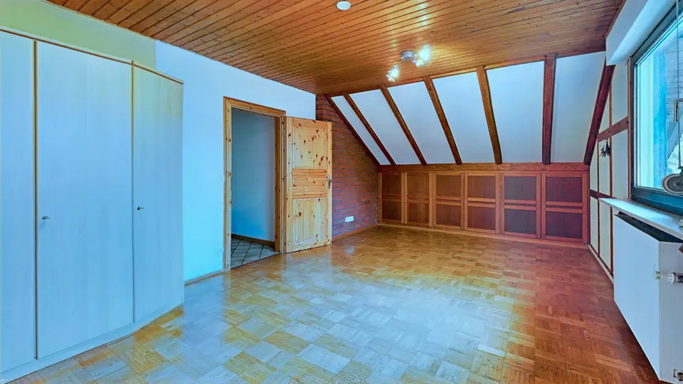 8 Zimmer Haus mit 220 m² in Bornheim – Bild 6