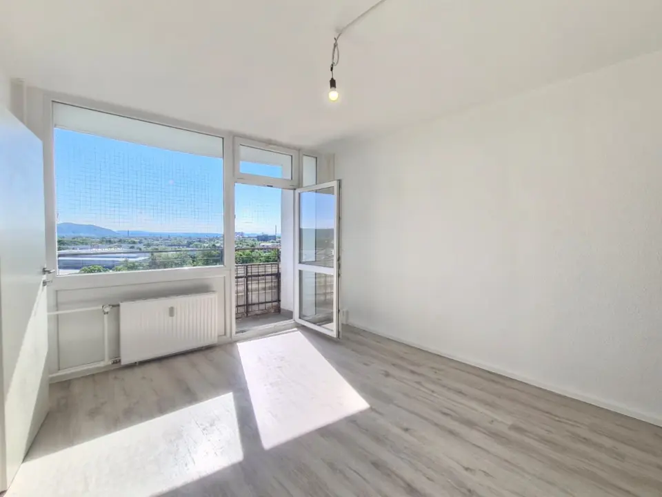 4 Zimmer Wohnung mit 16 m² in Dresden – Bild 2