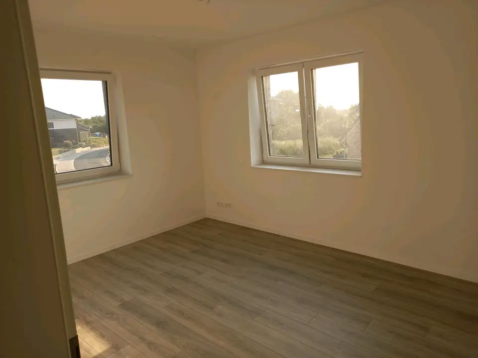 4 Zimmer Haus mit 118 m² in Neumünster – Bild 1