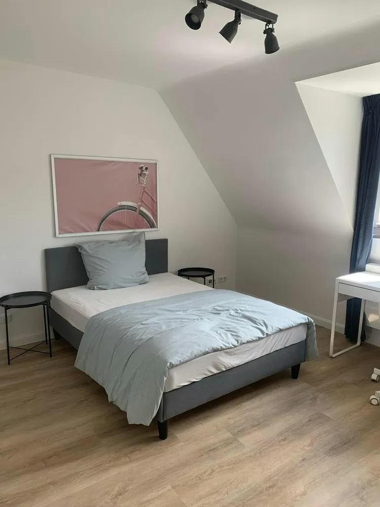 WG-Zimmer mit 25 m² in Düsseldorf – Bild 1