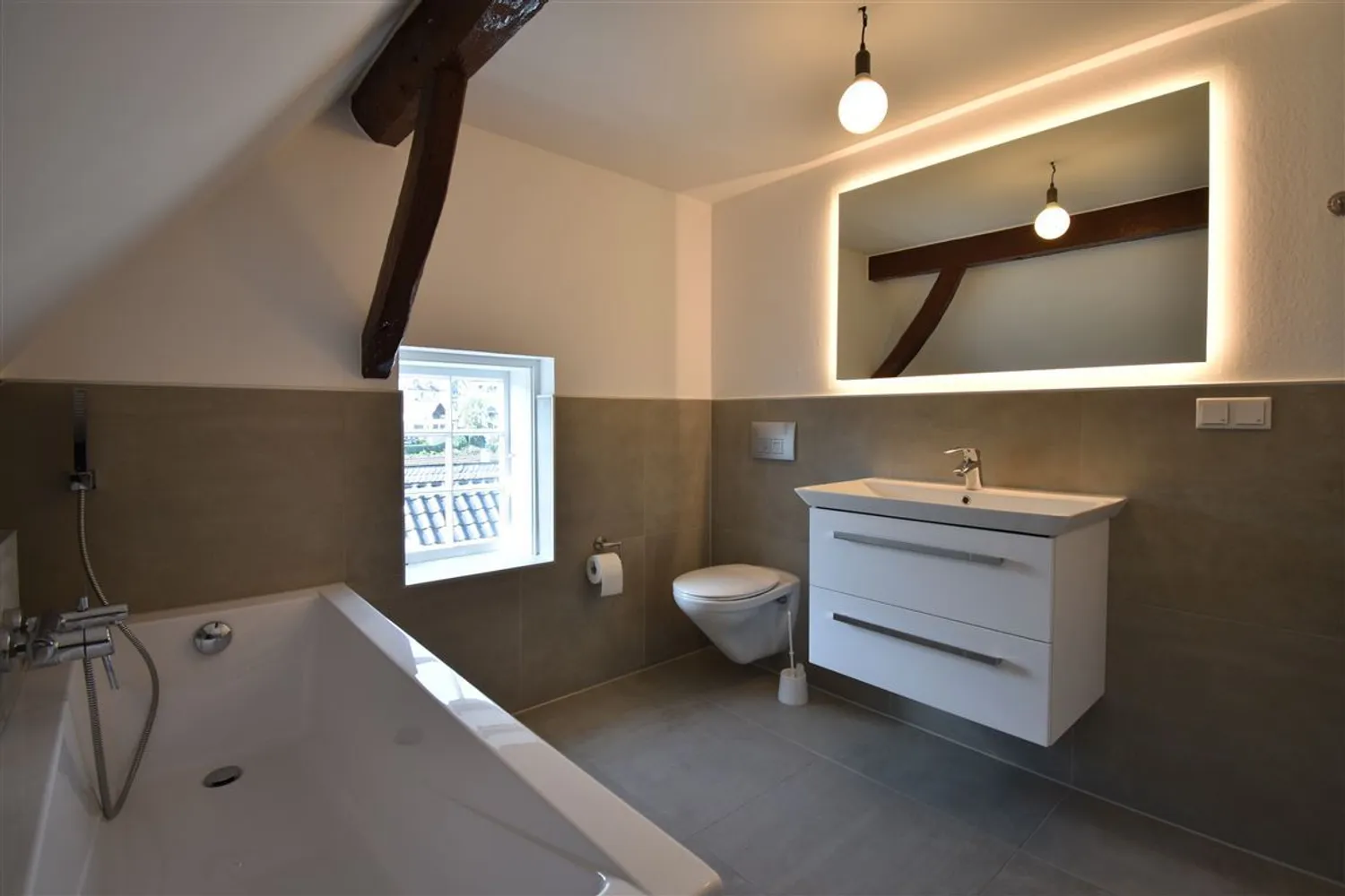 3 Zimmer Wohnung mit 105 m² in Velbert – Bild 8