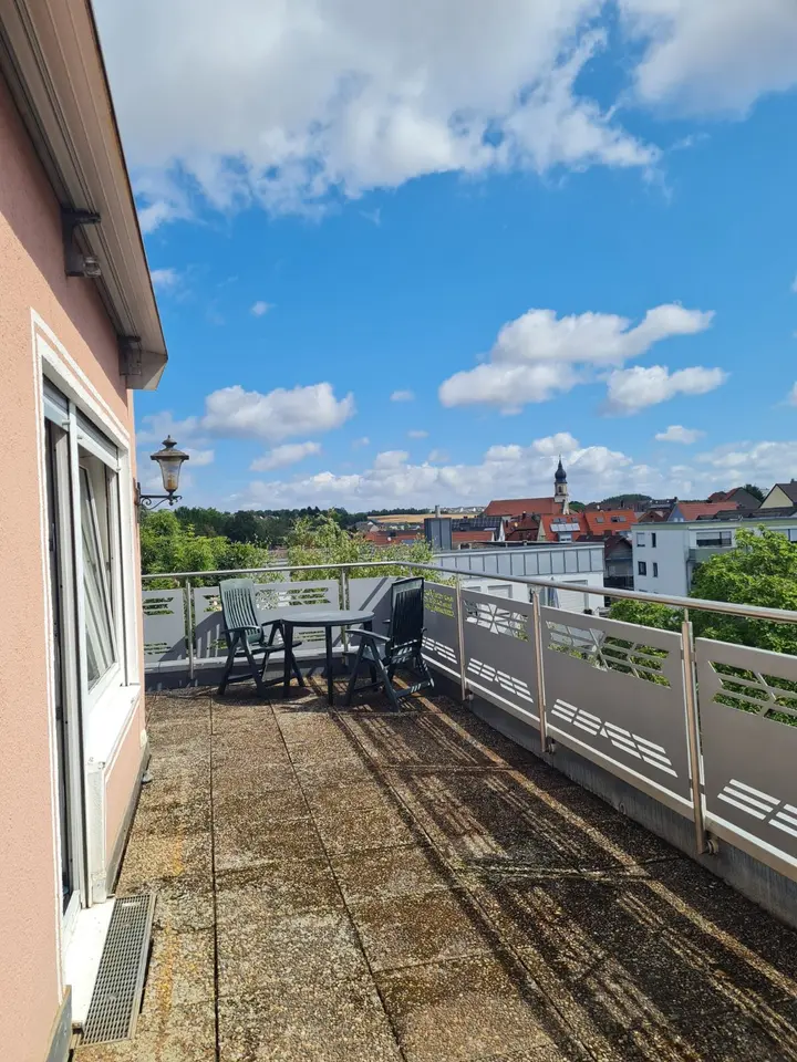 2 Zimmer Wohnung mit 54 m² in Würzburg – Bild 2