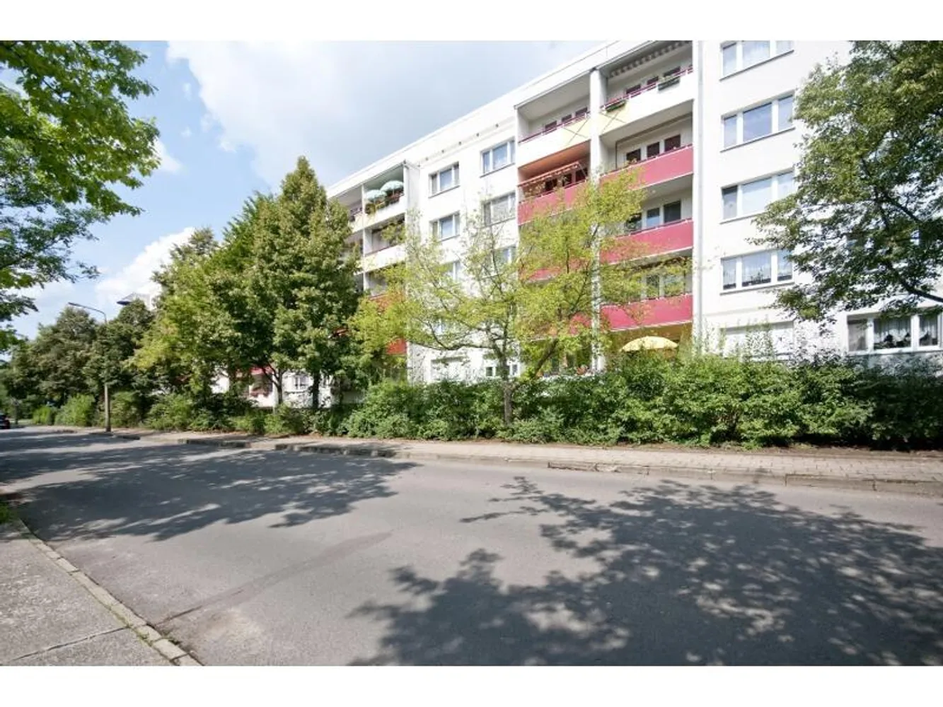 3 Zimmer Wohnung mit 61 m² in Halle (Saale) – Bild 1