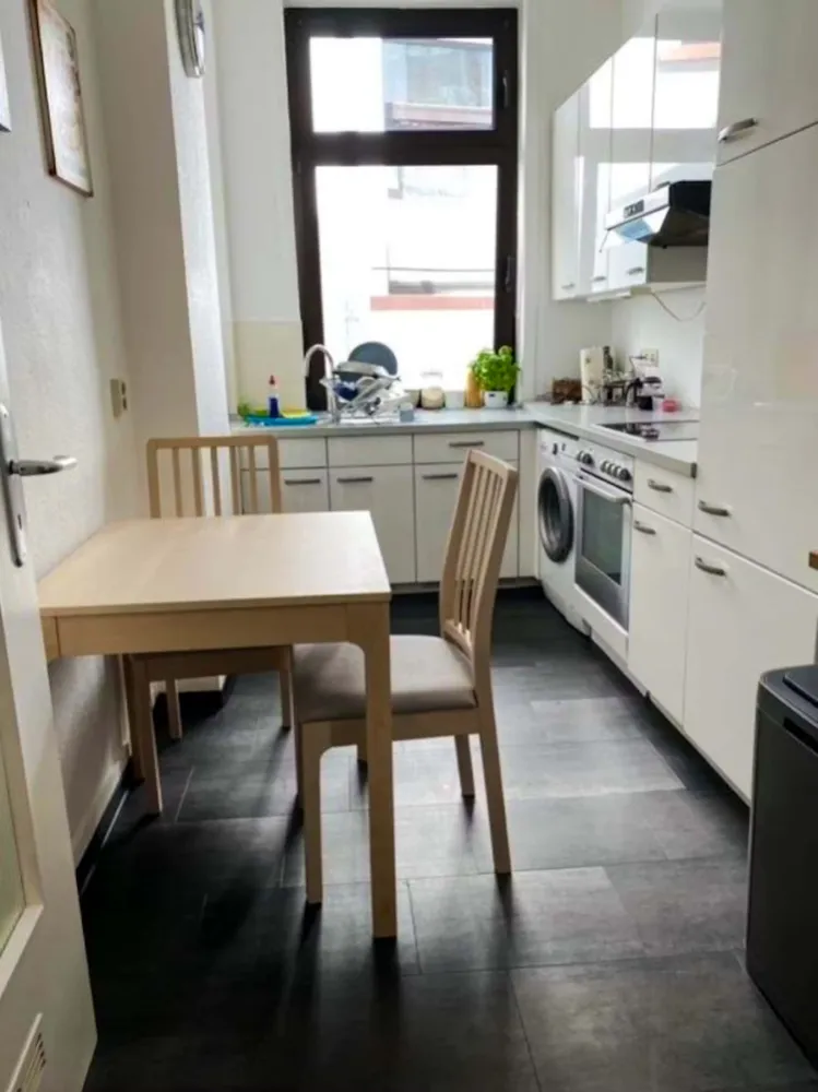 WG-Zimmer mit 20 m² in Frankfurt am Main – Bild 1