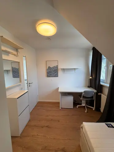WG-Zimmer mit 9 m² in Köln – Bild 2