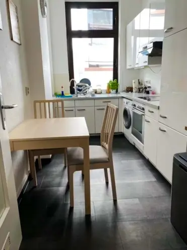 WG-Zimmer mit 30 m² in Frankfurt am Main – Bild 1