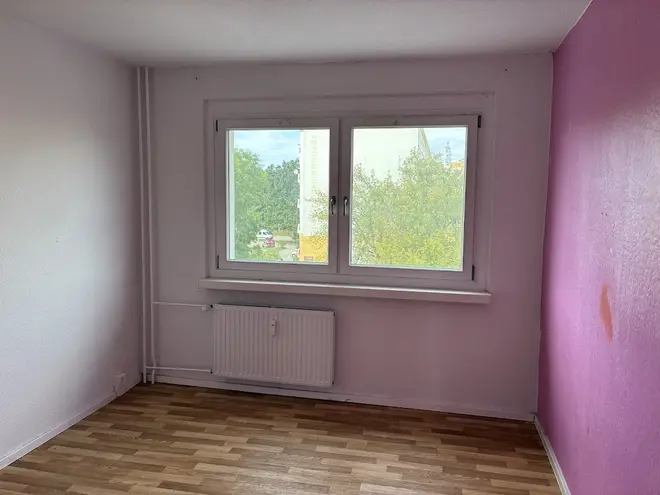 6 Zimmer Wohnung mit 113 m² in Halle (Saale) – Bild 2