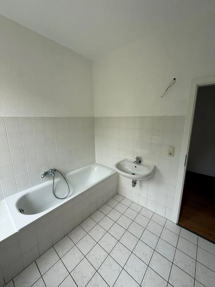 2 Zimmer Wohnung mit 62 m² in Gera – Bild 2