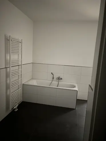 2 Zimmer Wohnung mit 93 m² in Rostock – Bild 2
