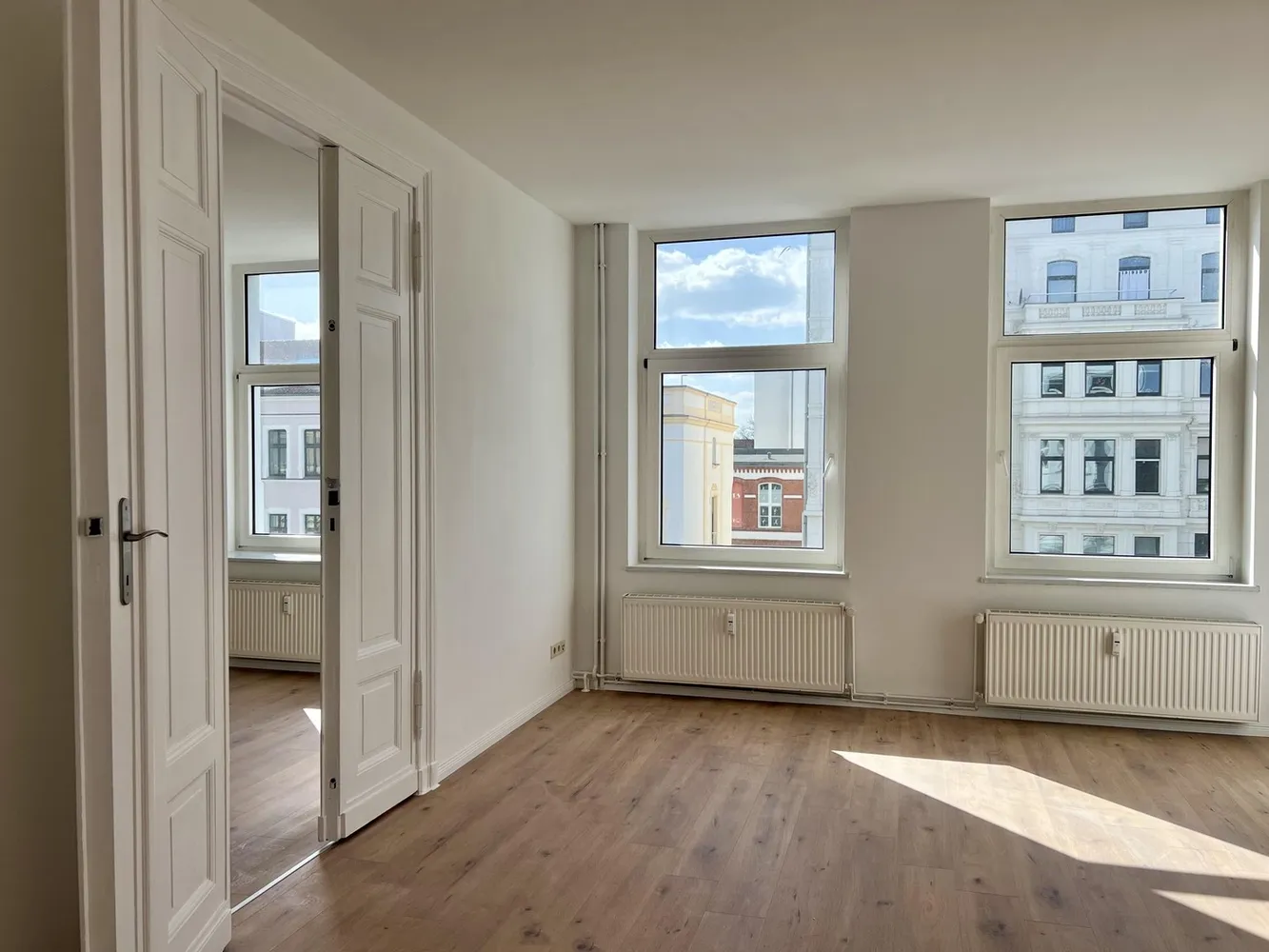 3 Zimmer Wohnung mit 92 m² in Magdeburg – Bild 1