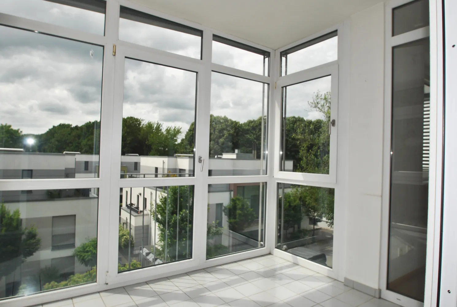 2 Zimmer Wohnung mit 59 m² in Köln – Bild 3