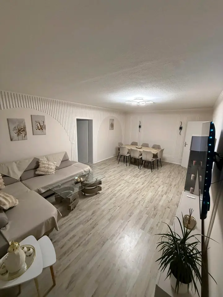 3 Zimmer Wohnung mit 78 m² in Köln – Bild 1