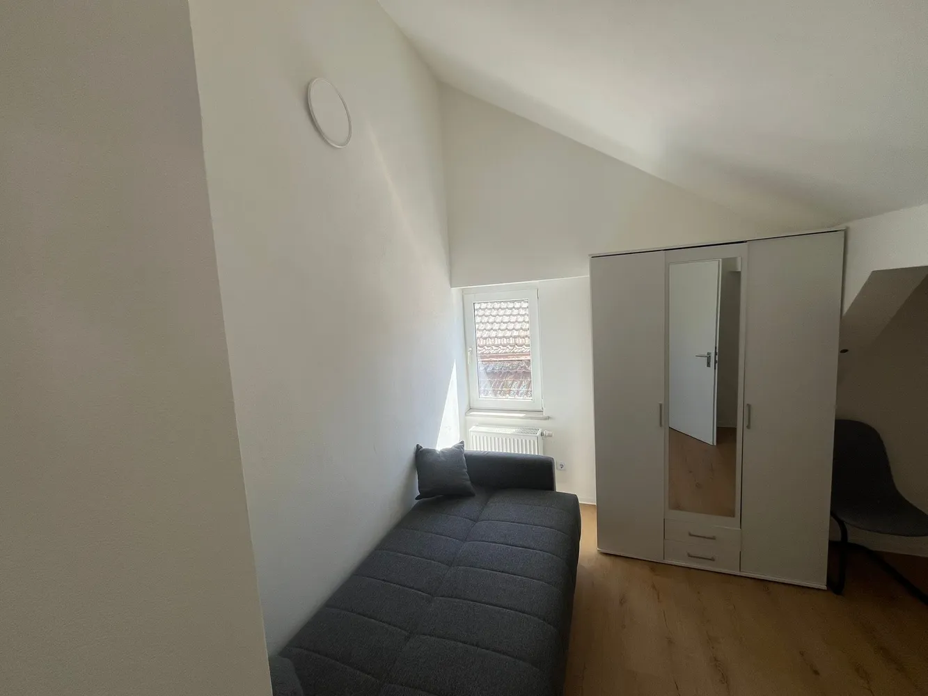 1 Zimmer Wohnung mit 65 m² in Worms – Bild 2