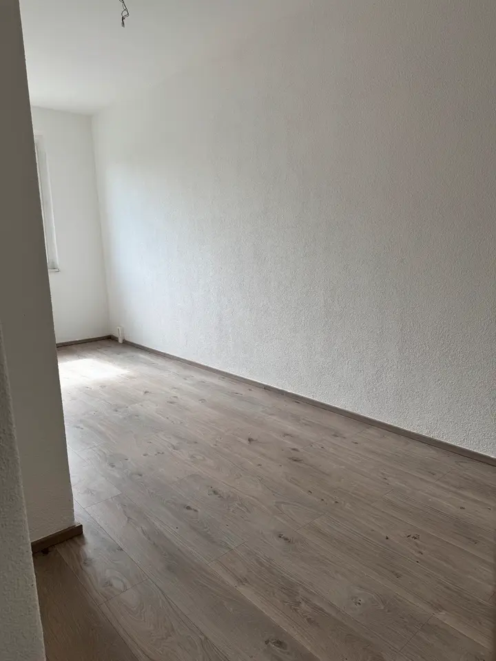 4 Zimmer Wohnung mit 80 m² in Neubrandenburg – Bild 3