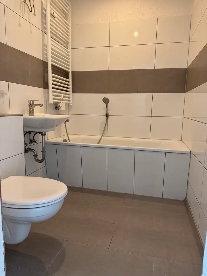 4 Zimmer Wohnung mit 80 m² in Neubrandenburg – Bild 5