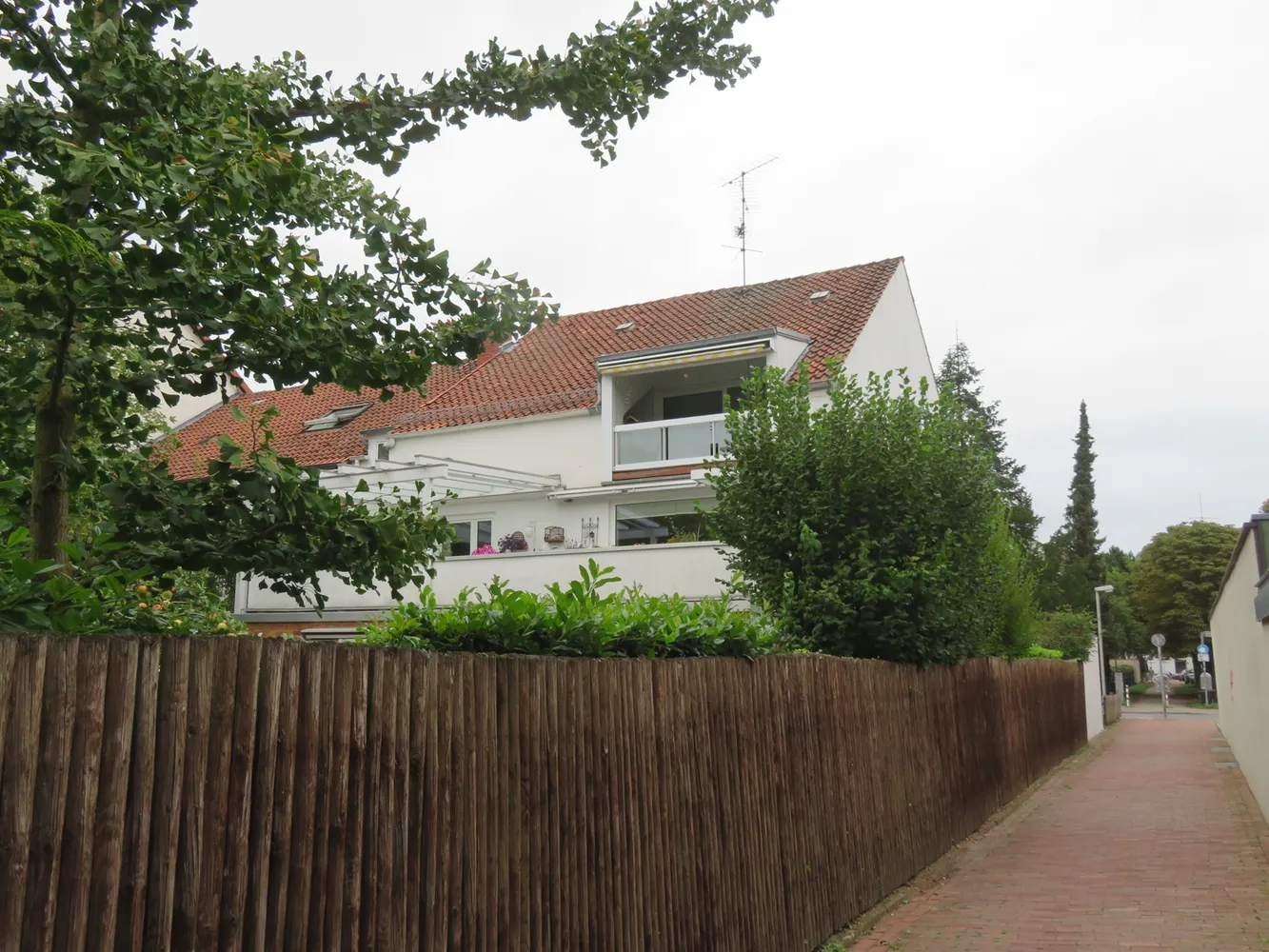 3 Zimmer Wohnung mit 107 m² in Hannover – Bild 2