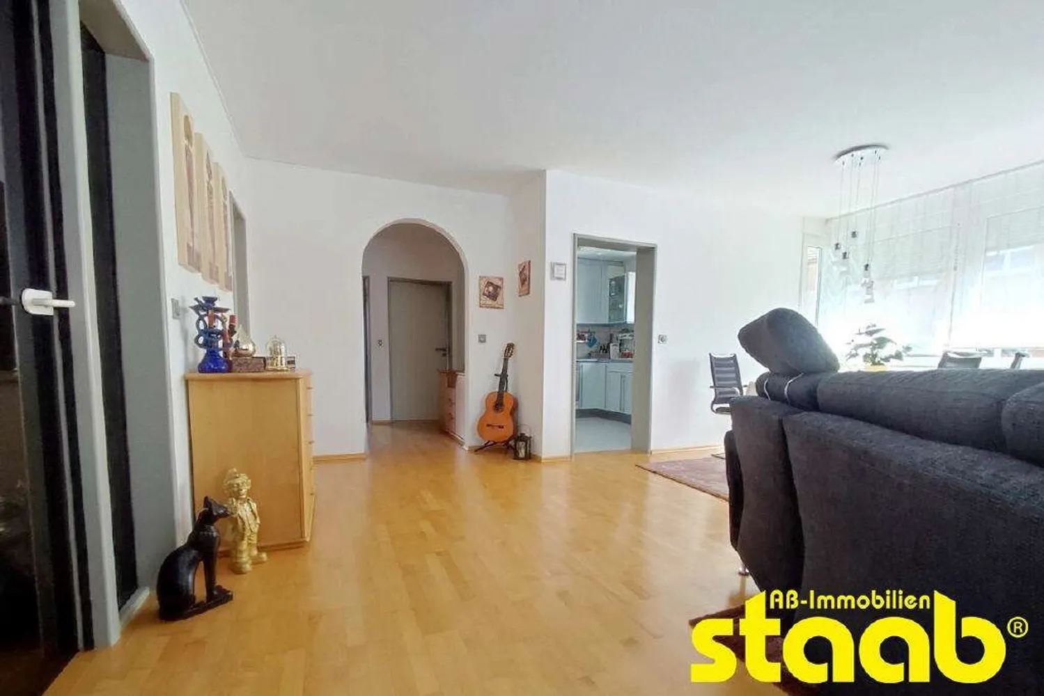 3 Zimmer Wohnung mit 99 m² in Aschaffenburg – Bild 2