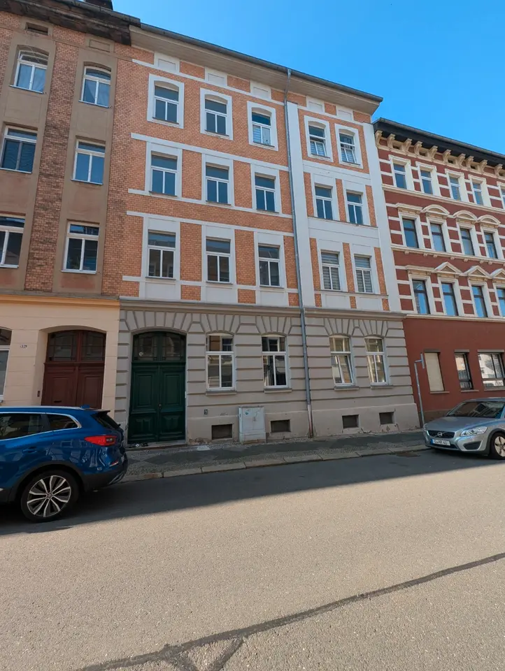 4 Zimmer Wohnung mit 90 m² in Gera – Bild 1