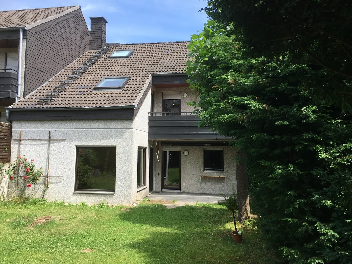 6 Zimmer Haus mit 170 m² in Siegen – Bild 1