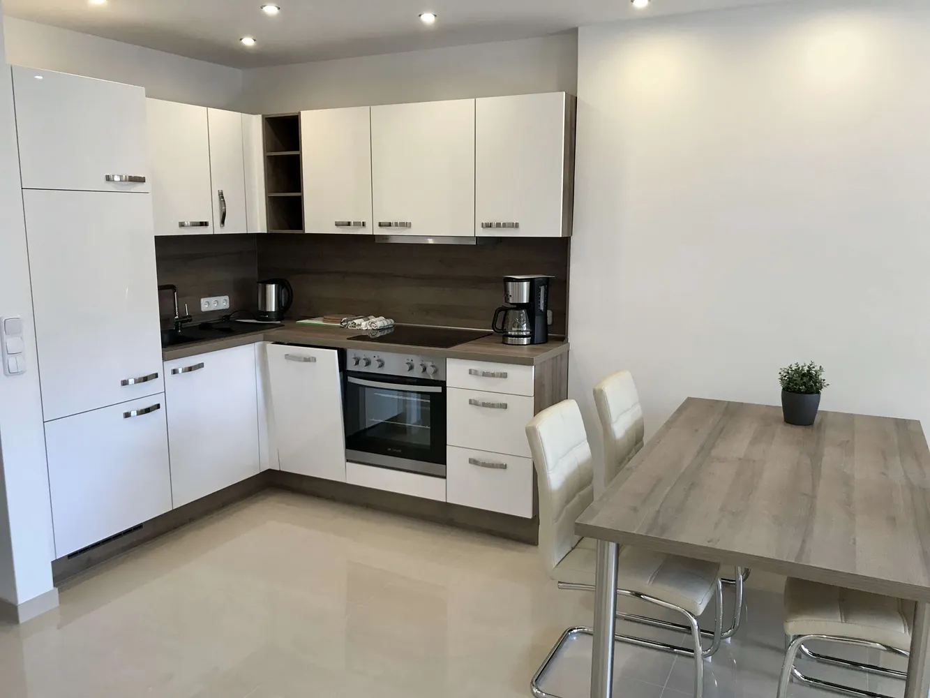 2 Zimmer Wohnung mit 69 m² in Stuttgart – Bild 4