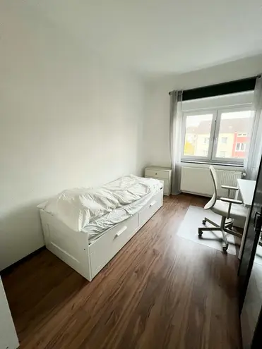 WG-Zimmer mit 15 m² in Düsseldorf – Bild 4