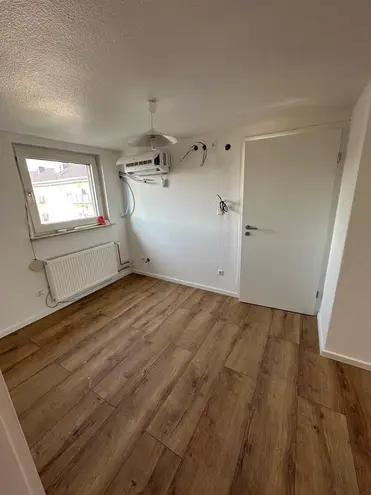 5 Zimmer Wohnung mit 82 m² in Wiesbaden – Bild 7