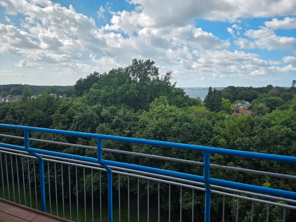5 Zimmer Wohnung mit 148 m² in Schwerin – Bild 3