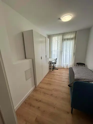 WG-Zimmer mit 10 m² in München – Bild 1