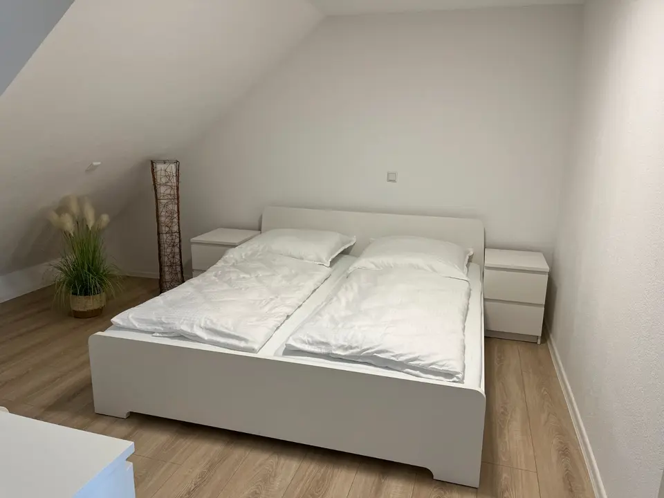 WG-Zimmer mit 75 m² in Aalen – Bild 2