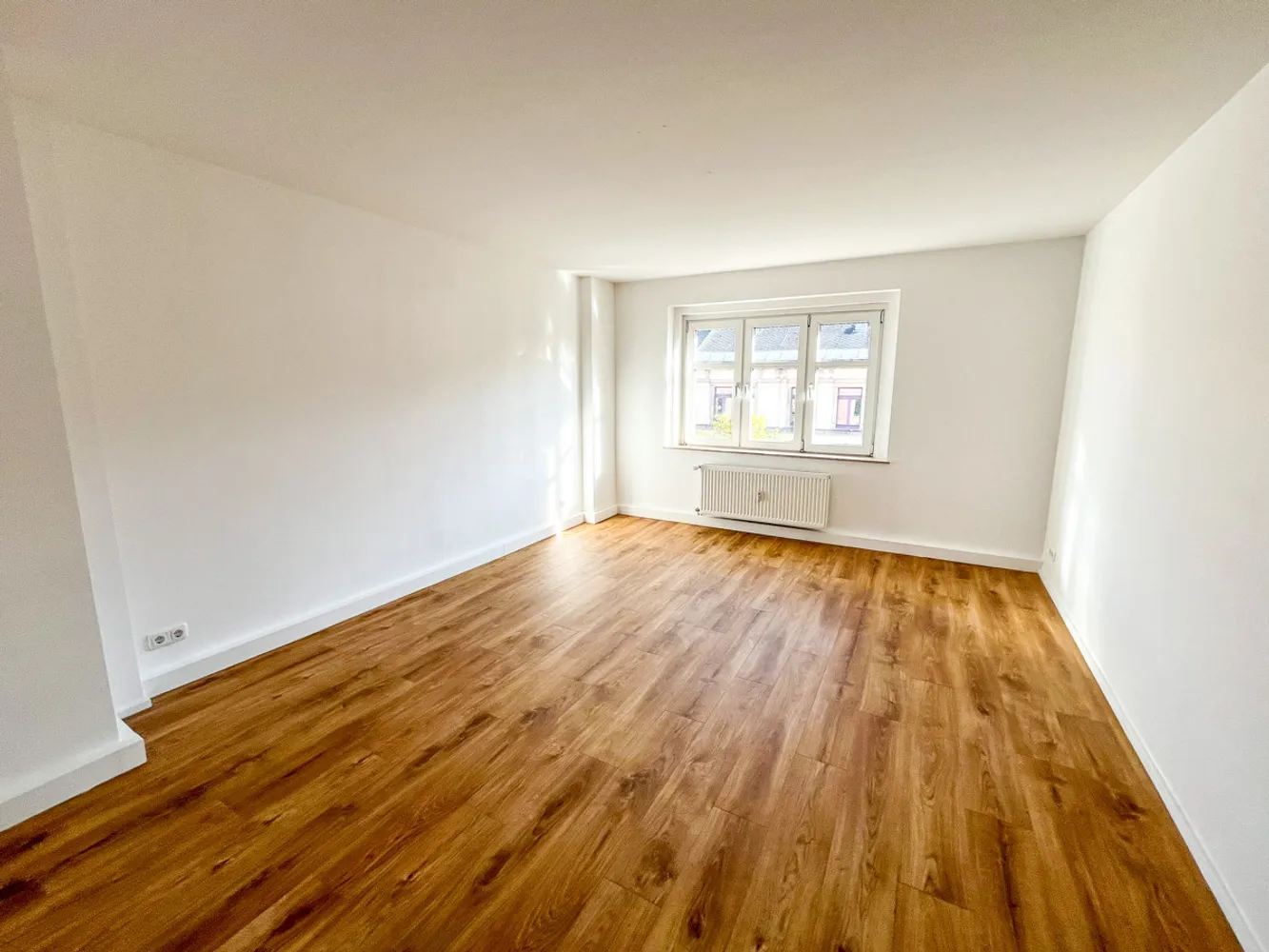 3 Zimmer Wohnung mit 77 m² in Dresden – Bild 1