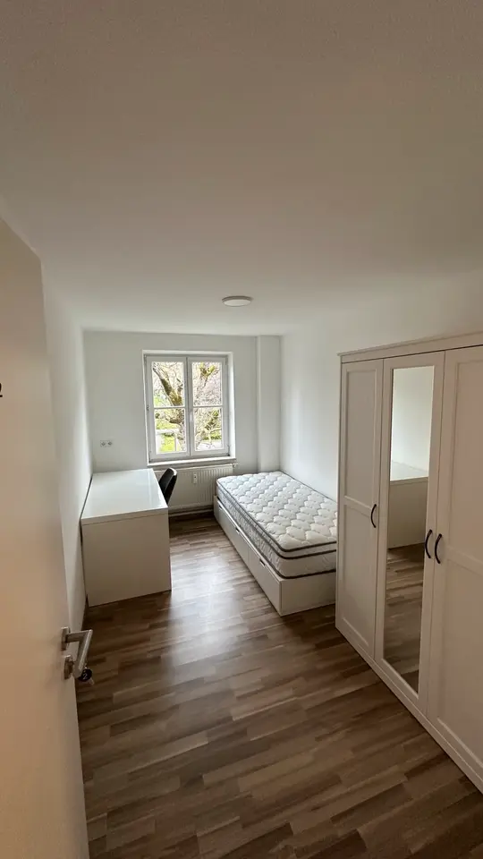 WG-Zimmer mit 91 m² in Friedrichshafen – Bild 5