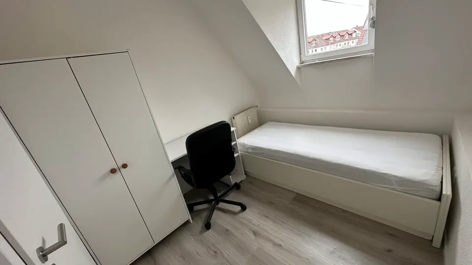 WG-Zimmer mit 91 m² in Friedrichshafen – Bild 7
