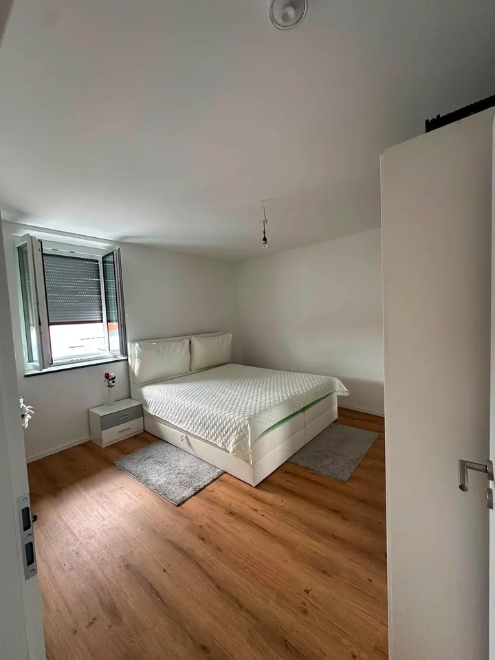 4 Zimmer Wohnung mit 130 m² in Kelheim – Bild 2