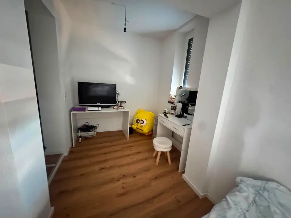 4 Zimmer Wohnung mit 130 m² in Kelheim – Bild 6