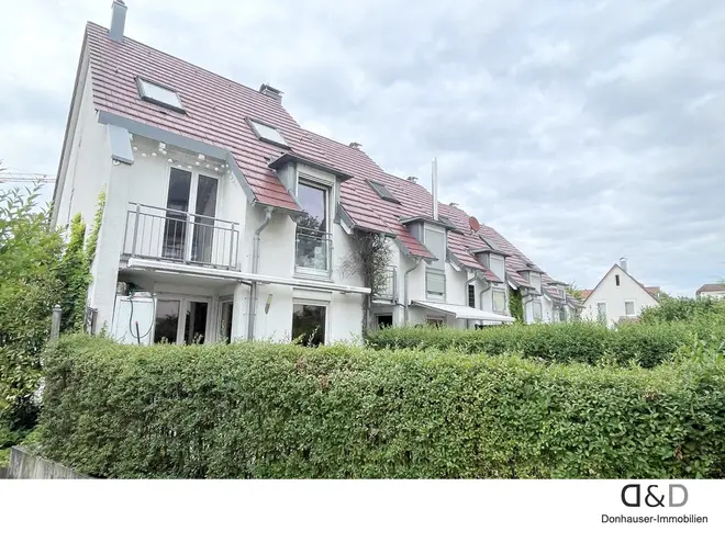 7 Zimmer Haus mit 145 m² in Stuttgart – Bild 1