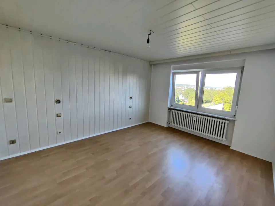 3 Zimmer Wohnung mit 71 m² in Amberg – Bild 2