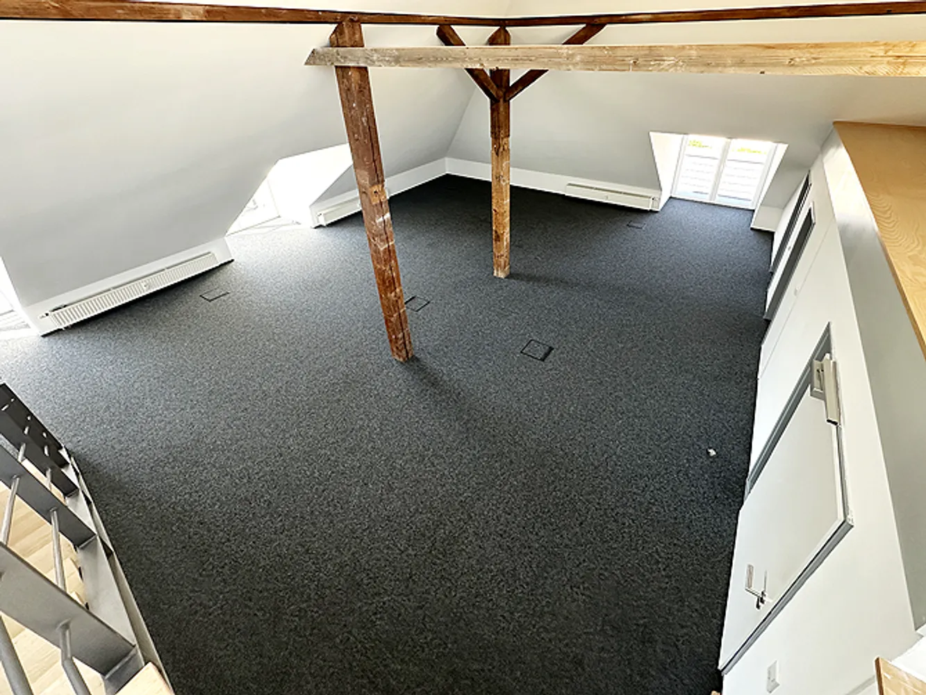 6 Zimmer Wohnung mit 267 m² in Hamburg – Bild 3