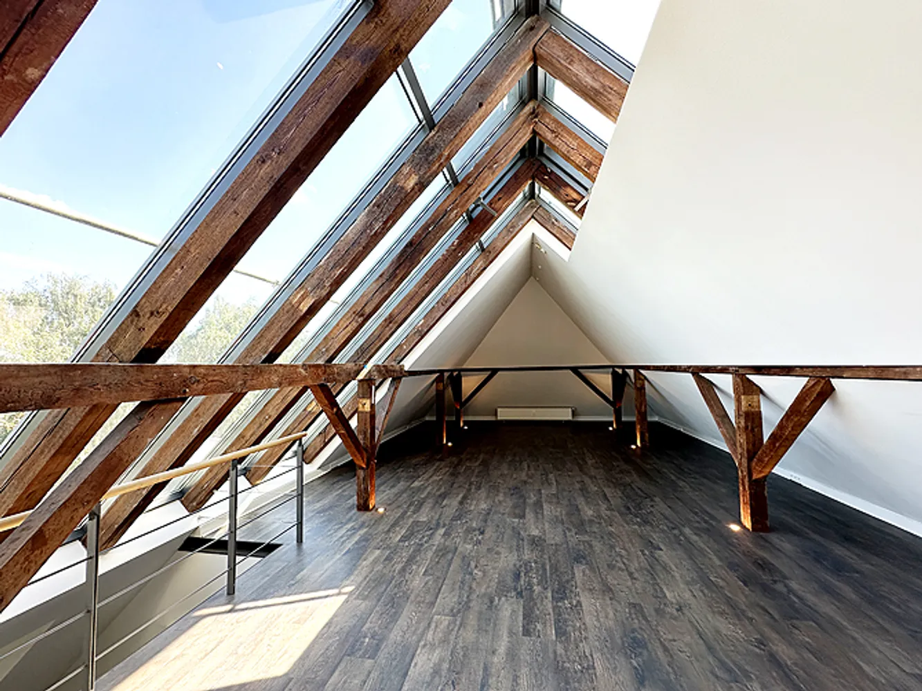 6 Zimmer Wohnung mit 267 m² in Hamburg – Bild 9