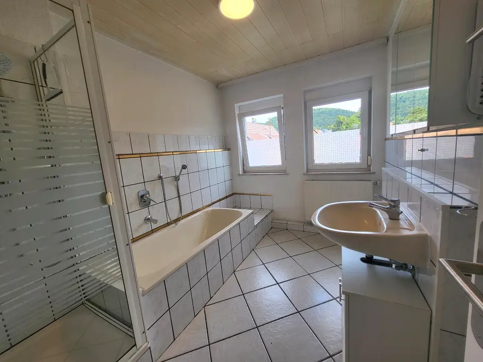 4 Zimmer Wohnung mit 100 m² in Balingen – Bild 4