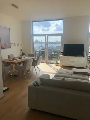 4 Zimmer Wohnung mit 151 m² in Düsseldorf – Bild 2