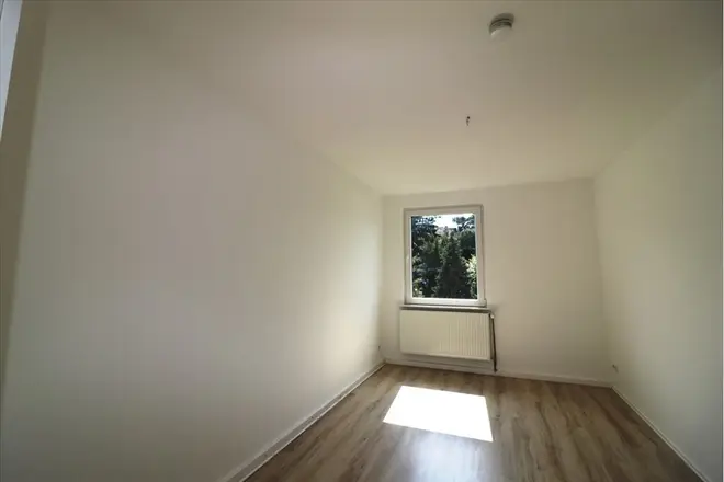 4 Zimmer Wohnung mit 73 m² in Krefeld – Bild 11