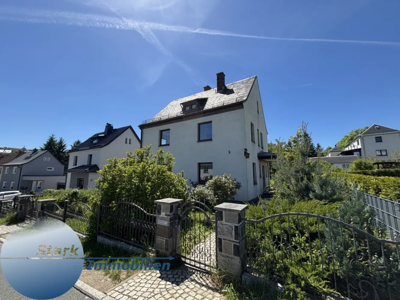 5 Zimmer Wohnung mit 130 m² in Plauen – Bild 1