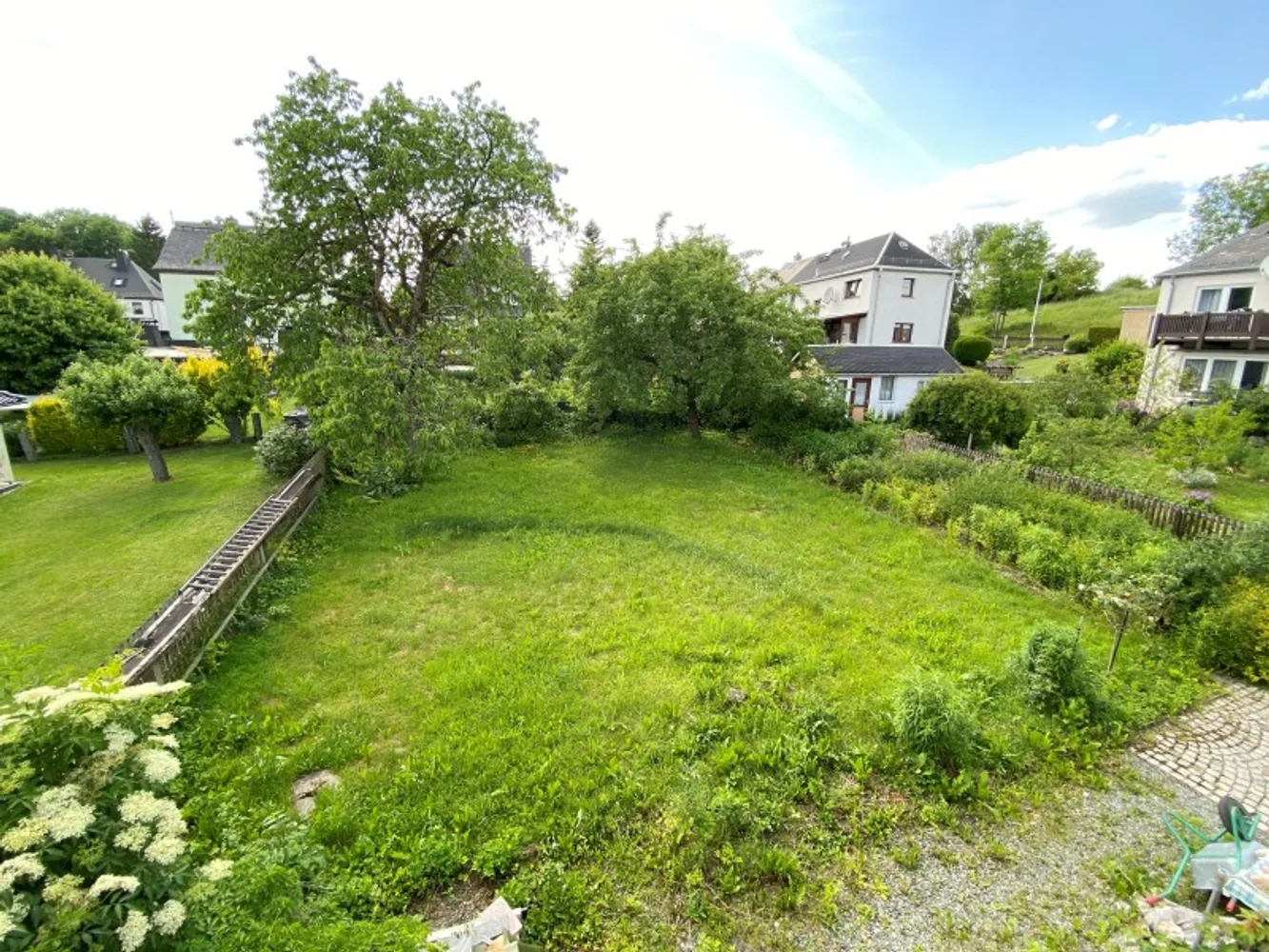 5 Zimmer Wohnung mit 130 m² in Plauen – Bild 2