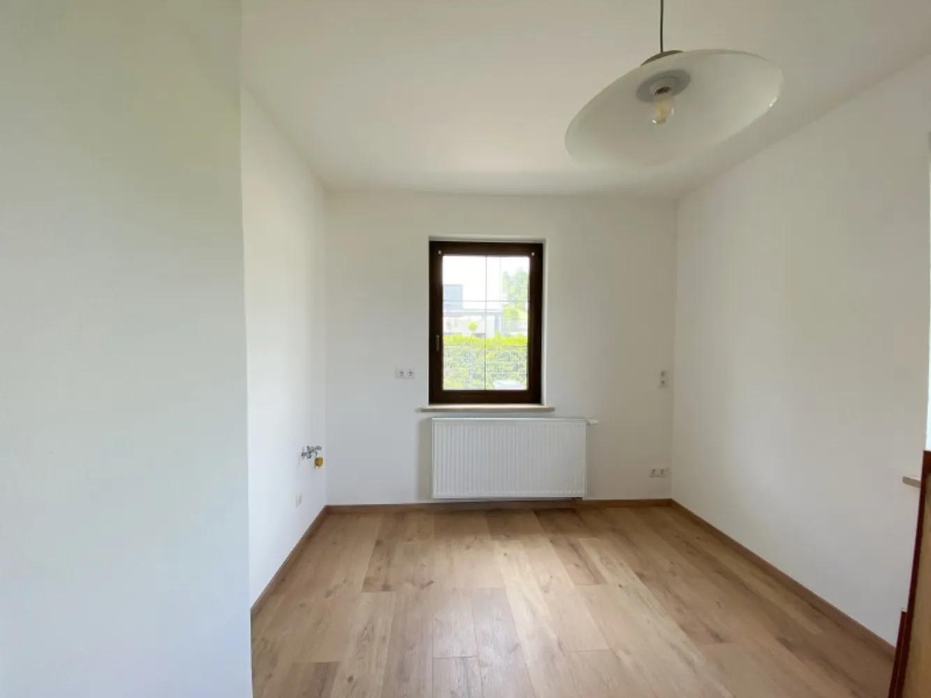 5 Zimmer Wohnung mit 130 m² in Plauen – Bild 5