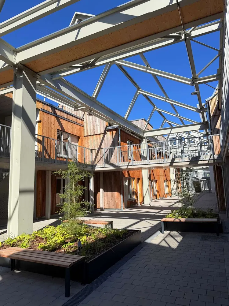 5 Zimmer Wohnung mit 103 m² in Berlin – Bild 1