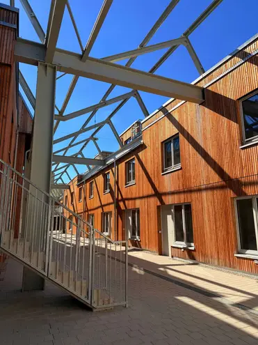 5 Zimmer Wohnung mit 103 m² in Berlin – Bild 2